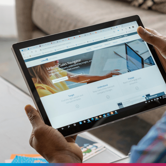 LinkedIn Marketing Om Web Digital